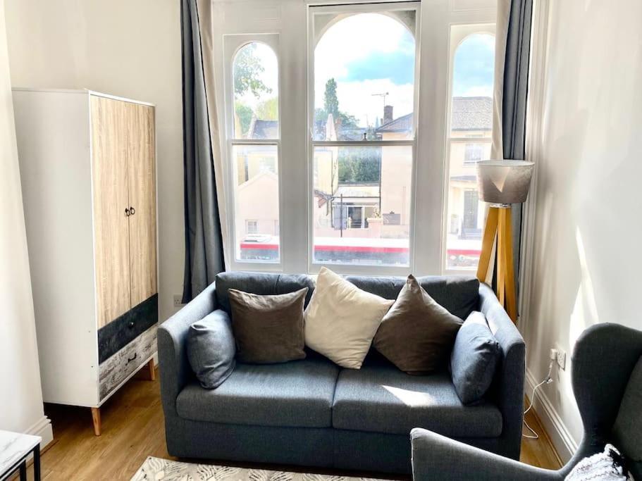 Apartamento Flat 3 Gr 1 Bedroom 3 Mins Walk Mile End Station